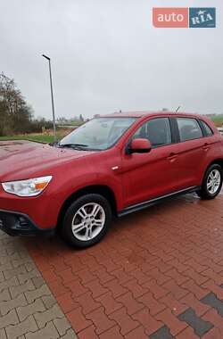 Внедорожник / Кроссовер Mitsubishi ASX 2011 в 