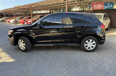 Внедорожник / Кроссовер Mitsubishi ASX 2012 в 
