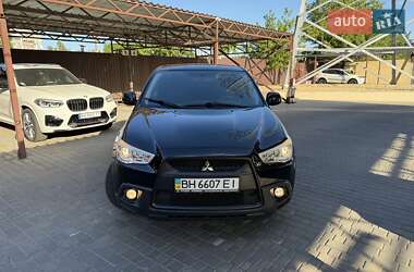 Внедорожник / Кроссовер Mitsubishi ASX 2012 в 