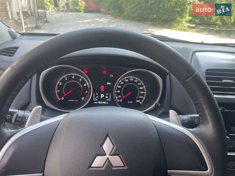 Внедорожник / Кроссовер Mitsubishi ASX 2013 в Днепре