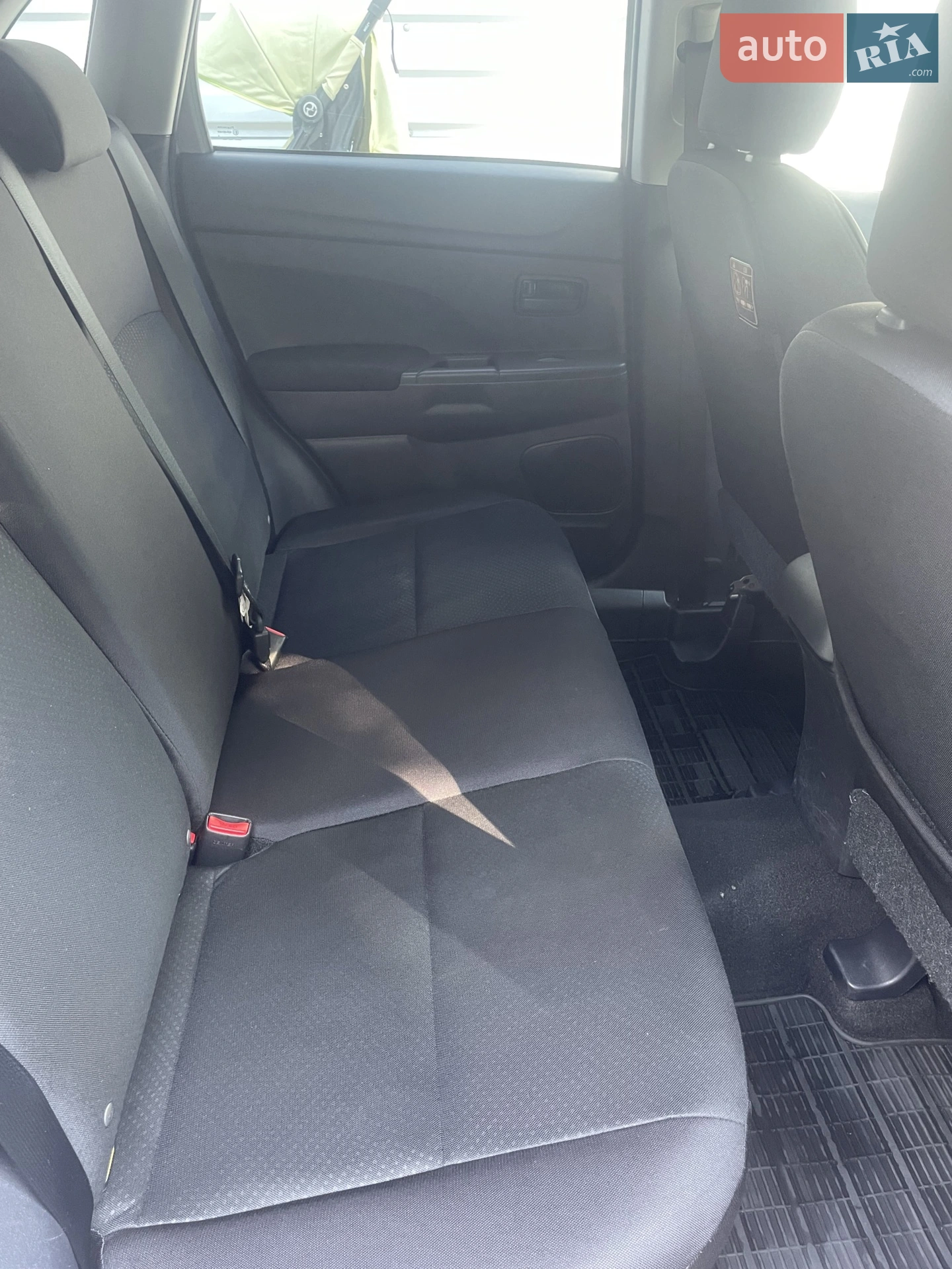 2013 Mitsubishi ASX - мініатюра 15