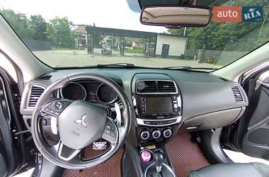 Внедорожник / Кроссовер Mitsubishi ASX 2017 в 