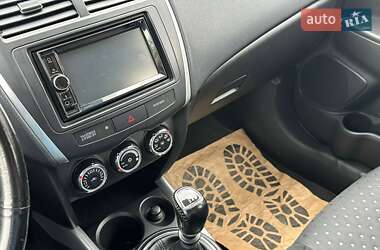 Внедорожник / Кроссовер Mitsubishi ASX 2013 в 