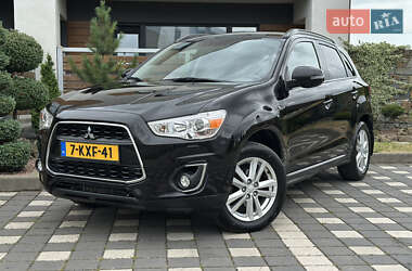 Внедорожник / Кроссовер Mitsubishi ASX 2014 в 