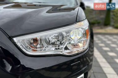 Внедорожник / Кроссовер Mitsubishi ASX 2014 в 