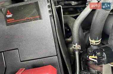Внедорожник / Кроссовер Mitsubishi ASX 2014 в 