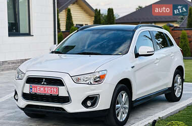 Внедорожник / Кроссовер Mitsubishi ASX 2014 в 