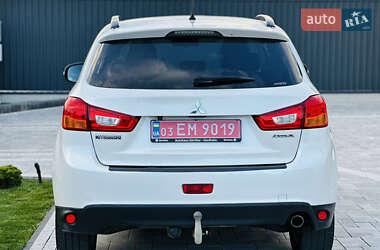 Внедорожник / Кроссовер Mitsubishi ASX 2014 в 