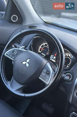 Внедорожник / Кроссовер Mitsubishi ASX 2014 в 