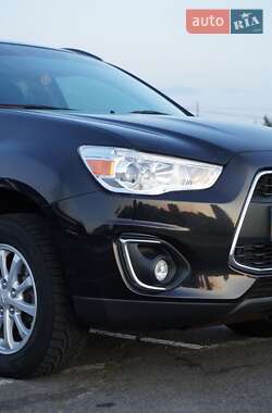 Внедорожник / Кроссовер Mitsubishi ASX 2014 в 