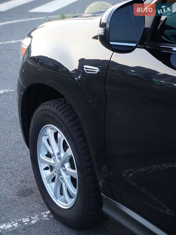 Внедорожник / Кроссовер Mitsubishi ASX 2014 в Киеве
