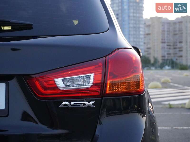 Внедорожник / Кроссовер Mitsubishi ASX 2014 в Киеве