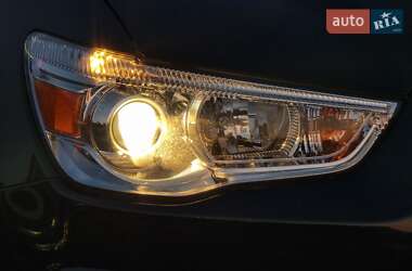 Внедорожник / Кроссовер Mitsubishi ASX 2014 в 