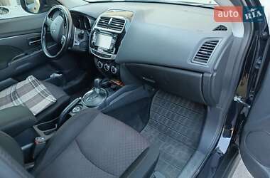 Внедорожник / Кроссовер Mitsubishi ASX 2017 в 