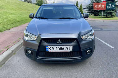 Внедорожник / Кроссовер Mitsubishi ASX 2012 в 