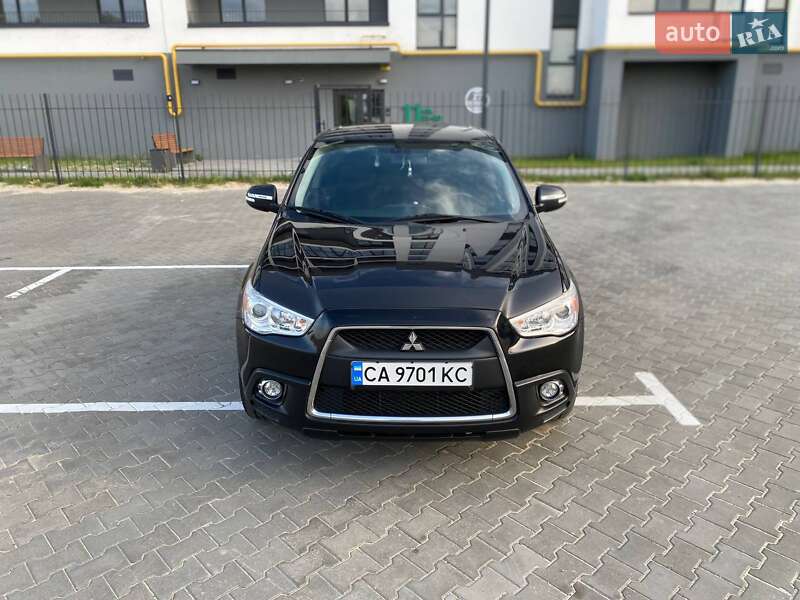 Позашляховик / Кросовер Mitsubishi ASX 2010 в Черкасах