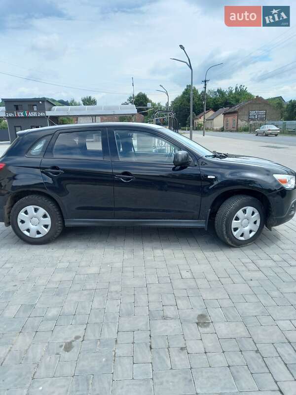 Внедорожник / Кроссовер Mitsubishi ASX 2011 в Ужгороде