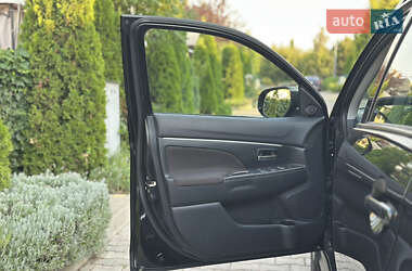 Внедорожник / Кроссовер Mitsubishi ASX 2010 в 