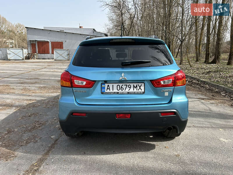 Внедорожник / Кроссовер Mitsubishi ASX 2010 в Славутиче