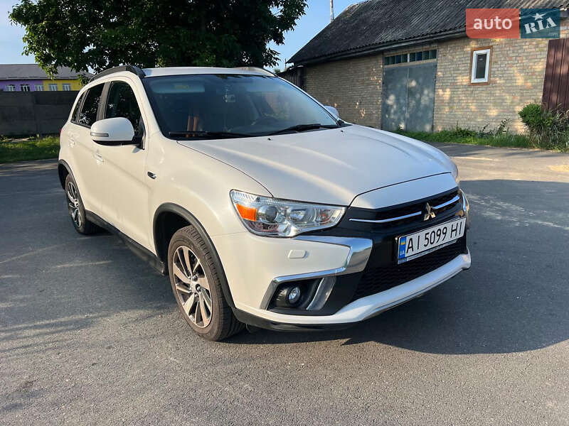 Позашляховик / Кросовер Mitsubishi ASX 2017 в Києві фото 7 Позашляховик / Кросовер Mitsubishi ASX 2017 в Києві