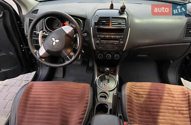 Внедорожник / Кроссовер Mitsubishi ASX 2011 в 