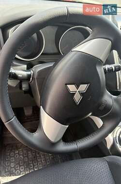 Внедорожник / Кроссовер Mitsubishi ASX 2012 в 