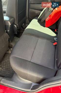 Внедорожник / Кроссовер Mitsubishi ASX 2012 в 