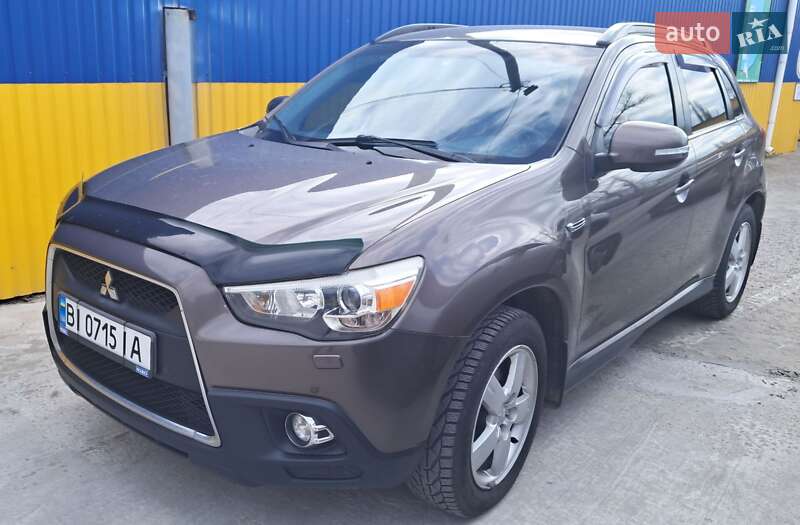 Внедорожник / Кроссовер Mitsubishi ASX 2010 в Кременчуге фото 6 Внедорожник / Кроссовер Mitsubishi ASX 2010 в Кременчуге