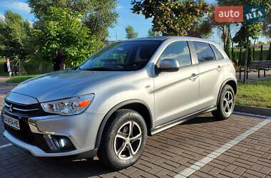 Внедорожник / Кроссовер Mitsubishi ASX 2019 в 