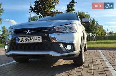Внедорожник / Кроссовер Mitsubishi ASX 2019 в 