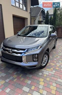 Внедорожник / Кроссовер Mitsubishi ASX 2024 в 