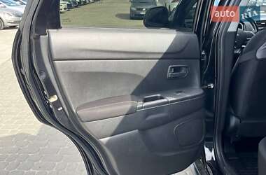 Внедорожник / Кроссовер Mitsubishi ASX 2014 в 