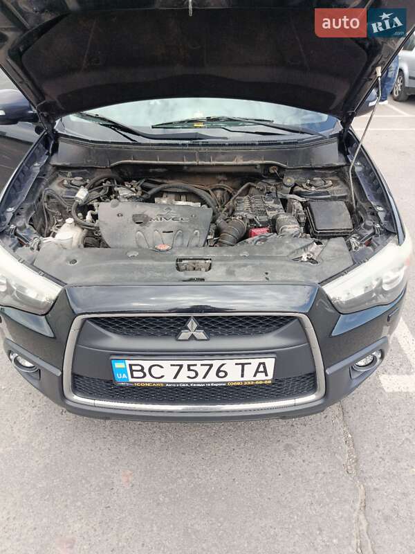 Позашляховик / Кросовер Mitsubishi ASX 2011 в Бориславі