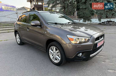 Внедорожник / Кроссовер Mitsubishi ASX 2011 в 