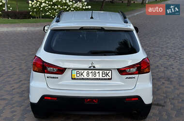 Внедорожник / Кроссовер Mitsubishi ASX 2011 в 