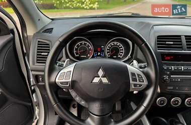 Внедорожник / Кроссовер Mitsubishi ASX 2011 в 