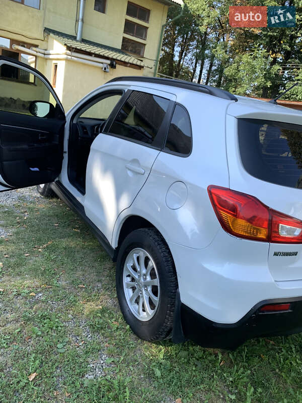 Внедорожник / Кроссовер Mitsubishi ASX 2011 в Берегомете