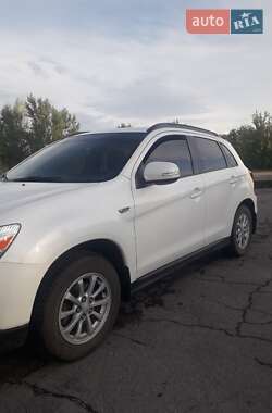 Внедорожник / Кроссовер Mitsubishi ASX 2011 в 