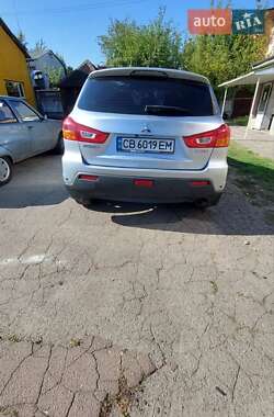 Внедорожник / Кроссовер Mitsubishi ASX 2011 в 
