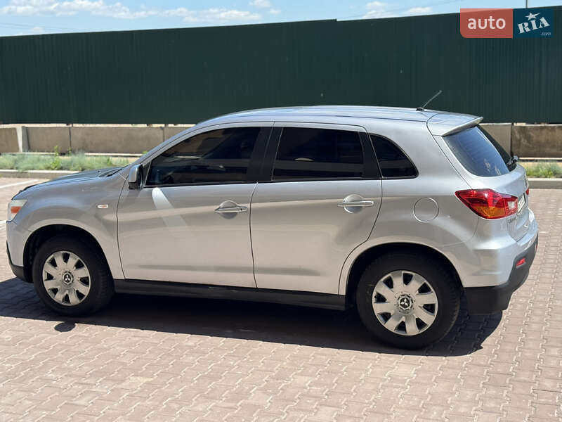 Позашляховик / Кросовер Mitsubishi ASX 2010 в Святопетрівське фото 5 Позашляховик / Кросовер Mitsubishi ASX 2010 в Святопетрівське