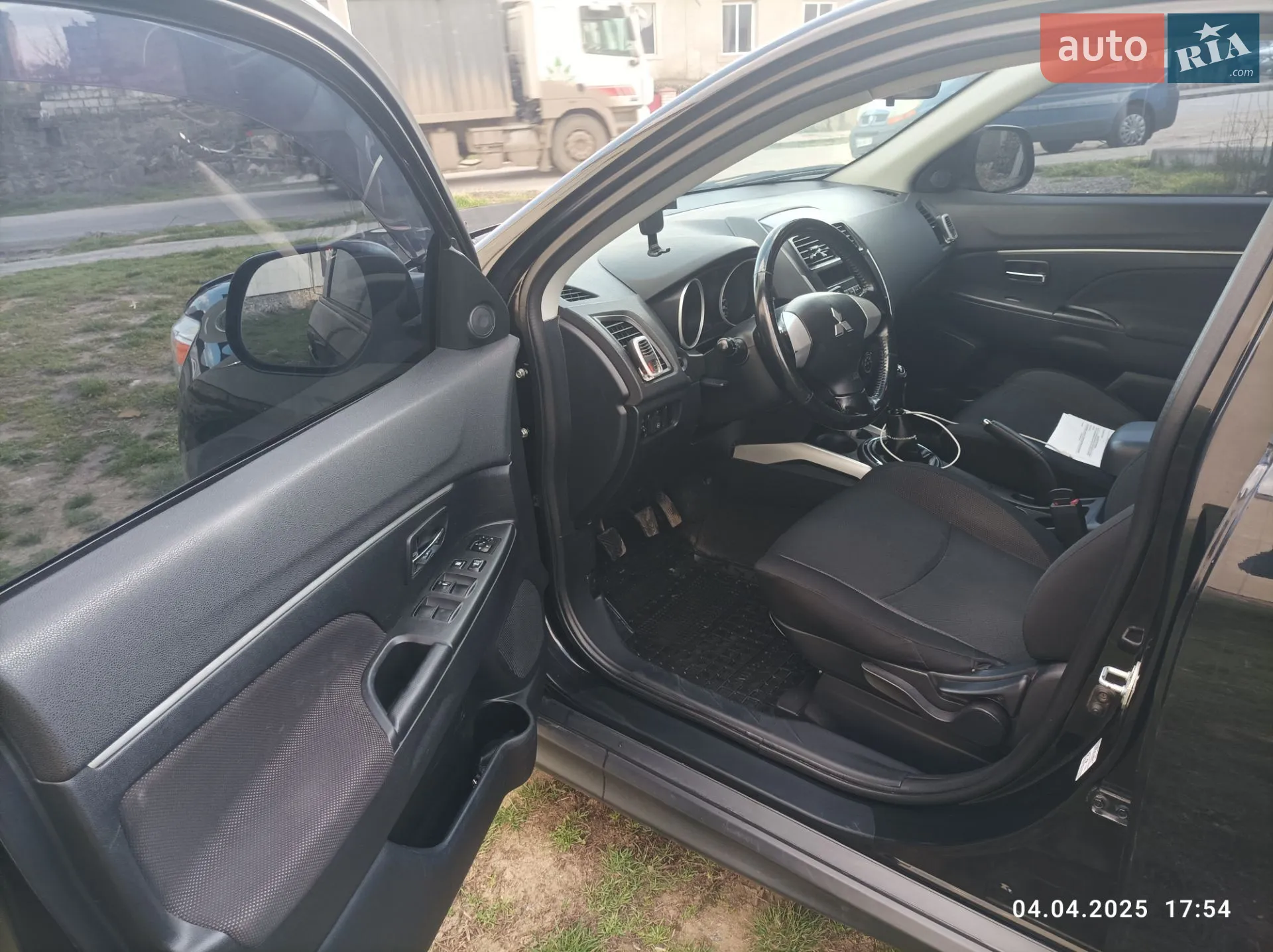 2010 Mitsubishi ASX - мініатюра 2
