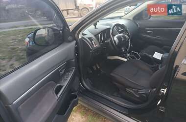 Внедорожник / Кроссовер Mitsubishi ASX 2010 в 