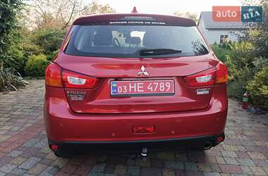 Внедорожник / Кроссовер Mitsubishi ASX 2017 в 