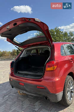 Внедорожник / Кроссовер Mitsubishi ASX 2012 в 