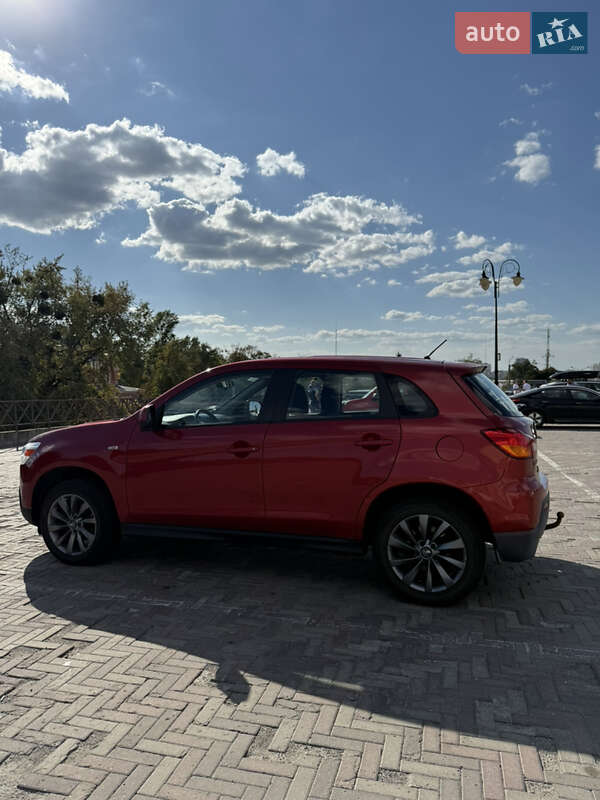 Позашляховик / Кросовер Mitsubishi ASX 2012 в Харкові