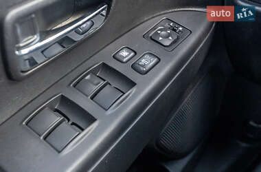 Внедорожник / Кроссовер Mitsubishi ASX 2014 в 