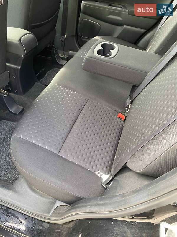 Внедорожник / Кроссовер Mitsubishi ASX 2011 в Ровно