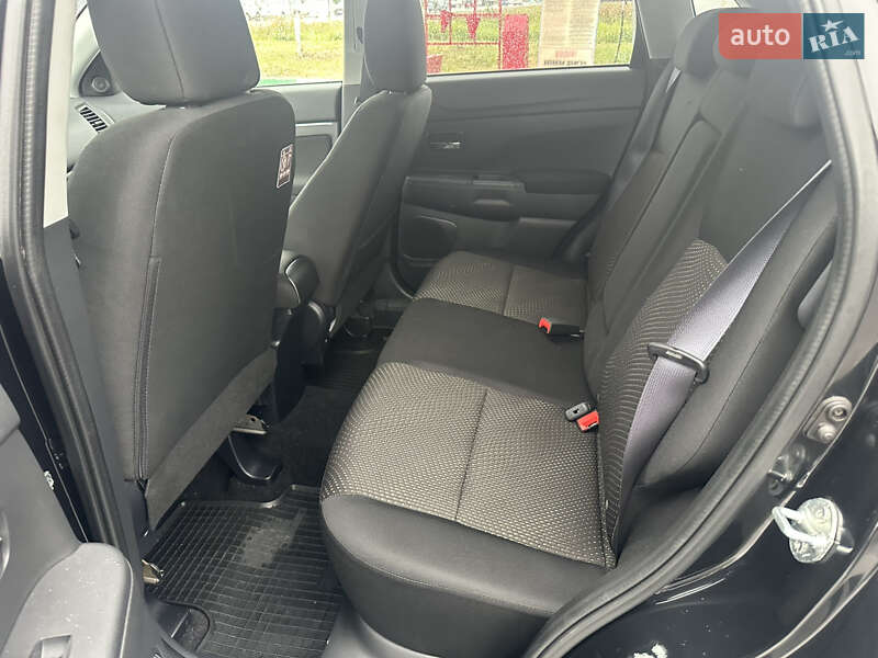 Внедорожник / Кроссовер Mitsubishi ASX 2015 в Тернополе фото 23 Внедорожник / Кроссовер Mitsubishi ASX 2015 в Тернополе