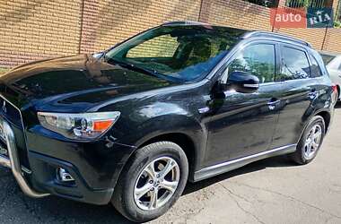 Позашляховик / Кросовер Mitsubishi ASX 2010 в Києві