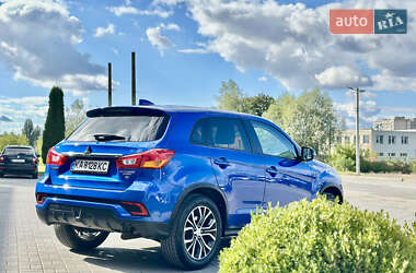 Внедорожник / Кроссовер Mitsubishi ASX 2018 в 